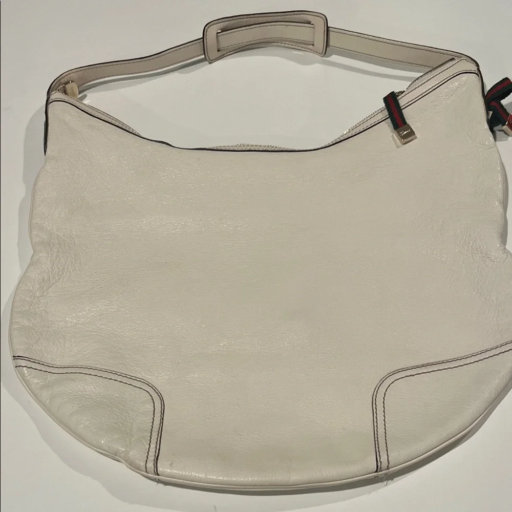 Authentic Gucci White Leather Hobo Bag - Picture 2 of 11